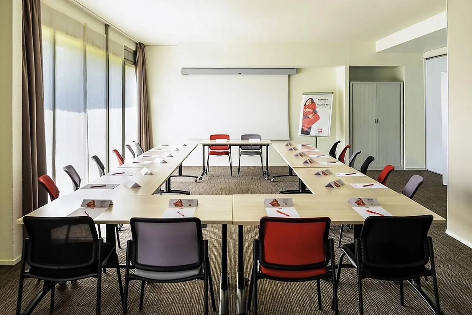 Lieux événementiels, IBIS MARNE LA VALLEE EMERAINVILLE