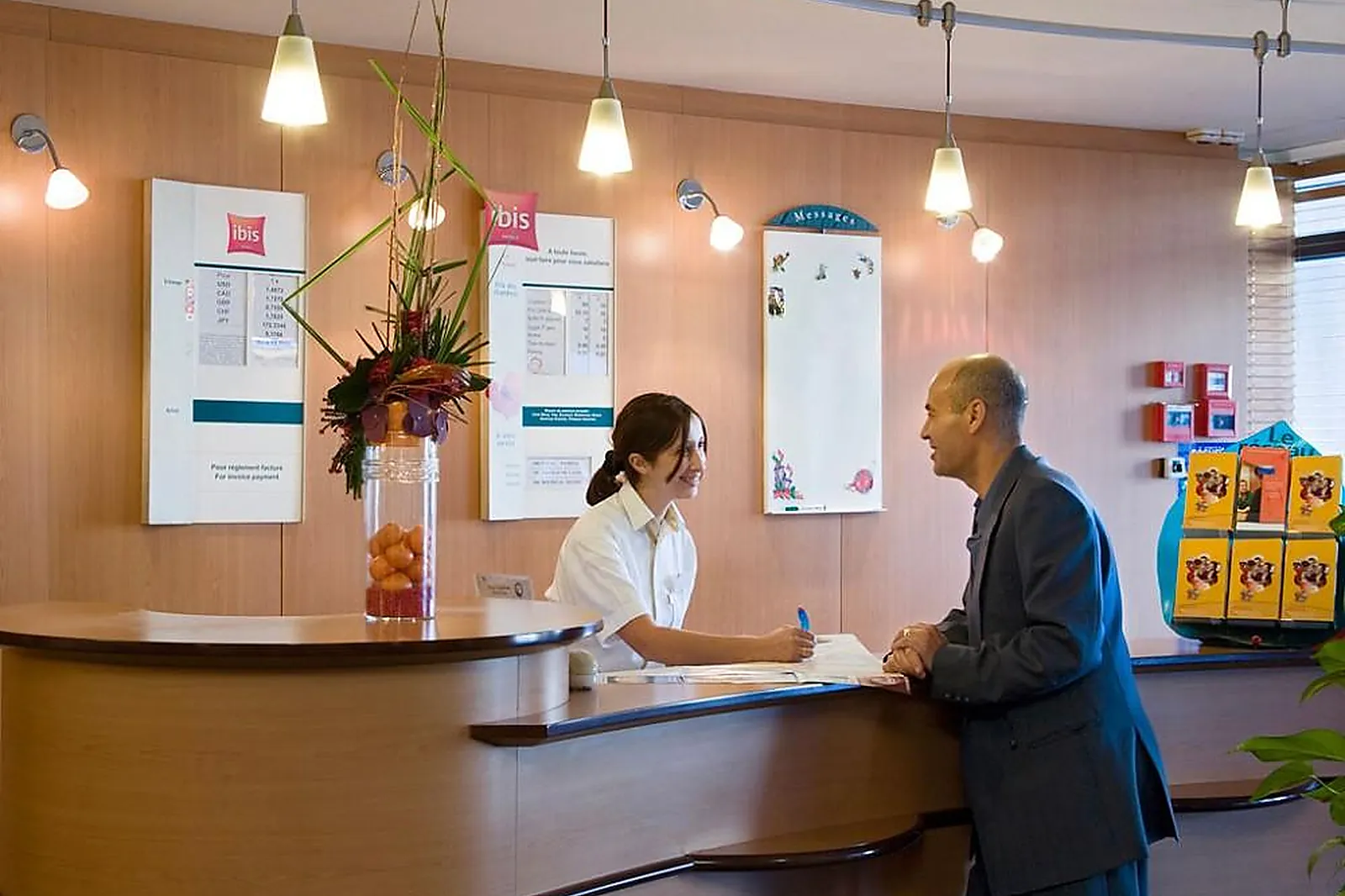 Lieux événementiels, IBIS MARSEILLE TIMONE