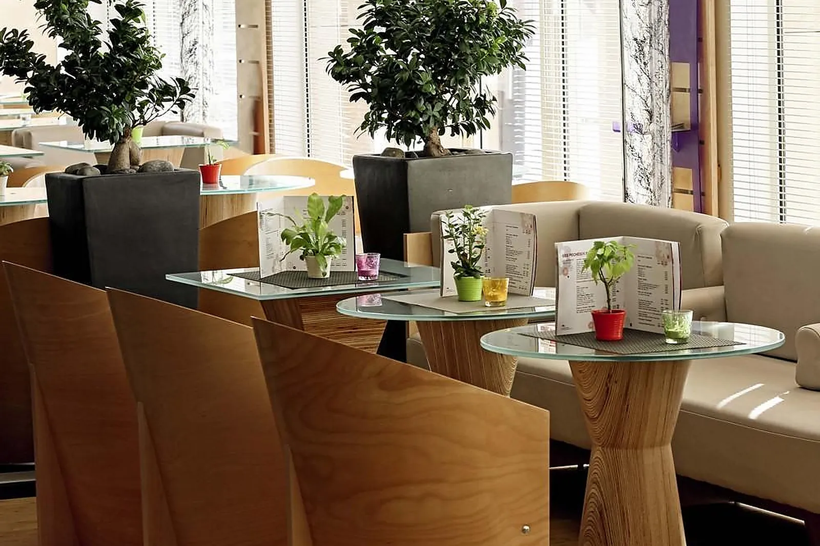 Lieux événementiels, IBIS MARTIGUES