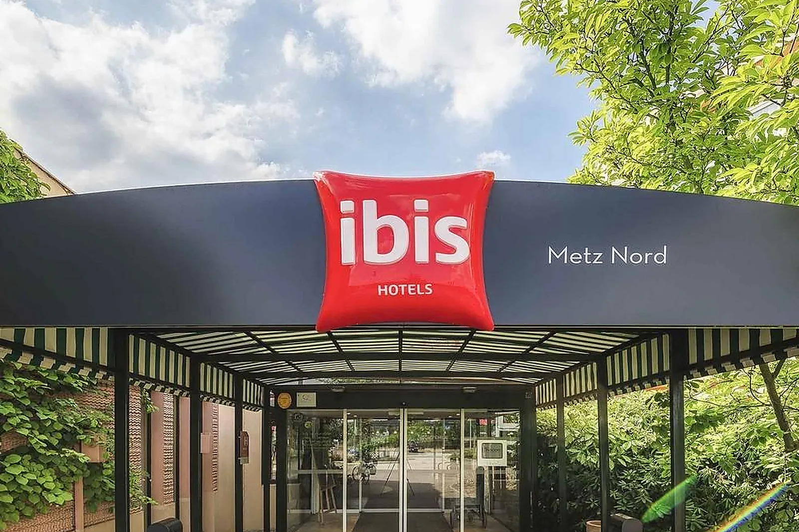 Lieux événementiels, IBIS METZ WOIPPY