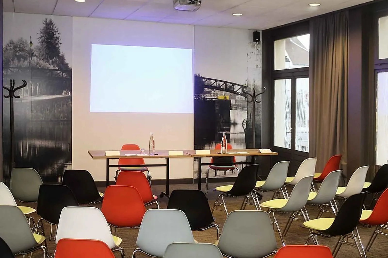 Lieux événementiels, IBIS MONTARGIS