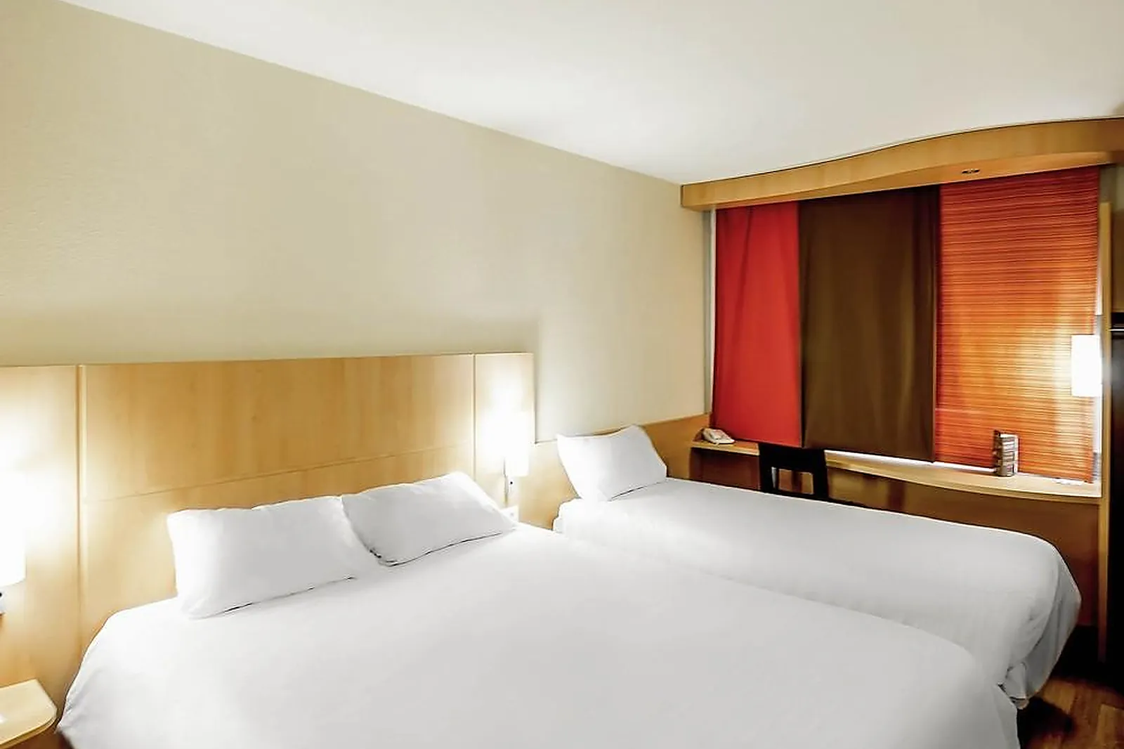 Lieux événementiels, IBIS MONTAUBAN