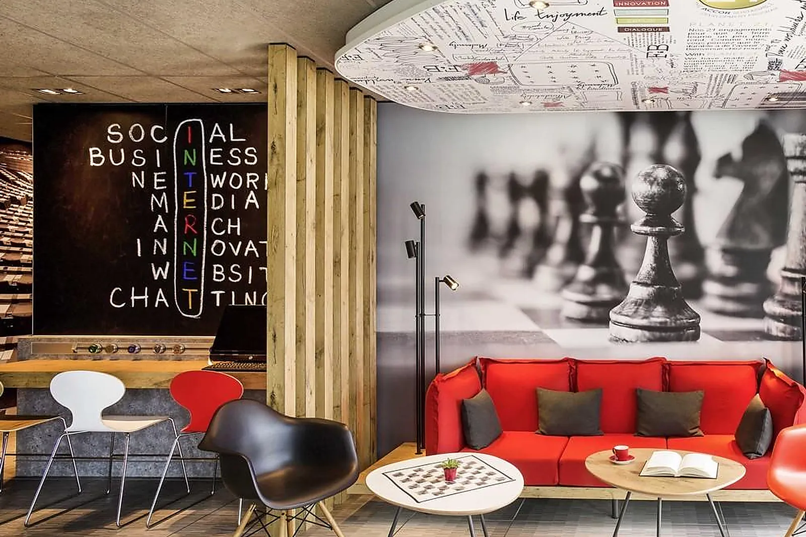 Lieux événementiels, IBIS MONTCEAU-LES-MINES