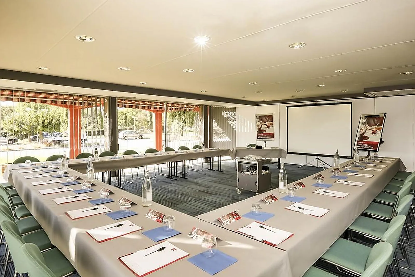 Lieux événementiels, IBIS MONTÉLIMAR NORD