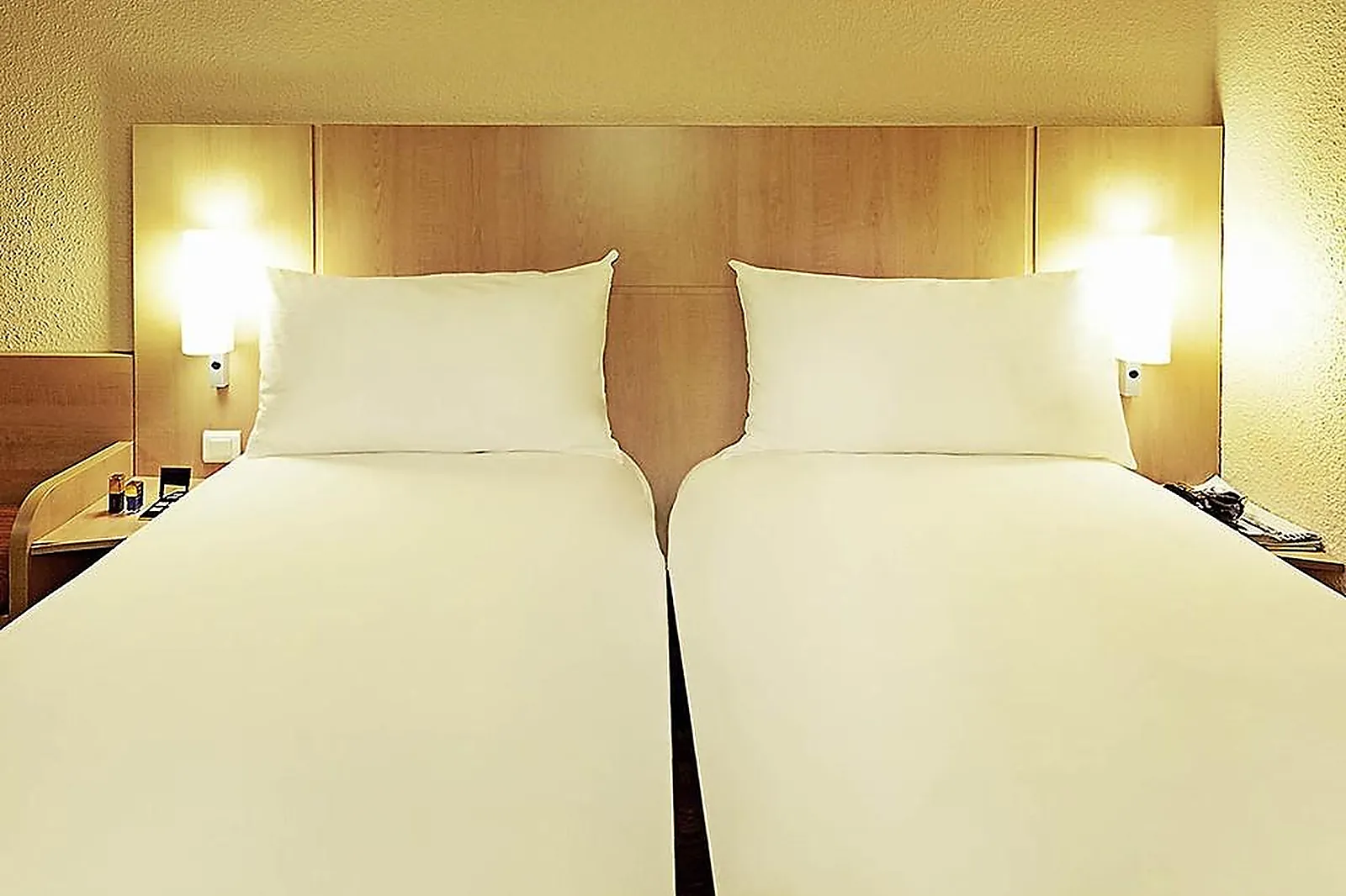 Lieux événementiels, IBIS MONTLUÇON