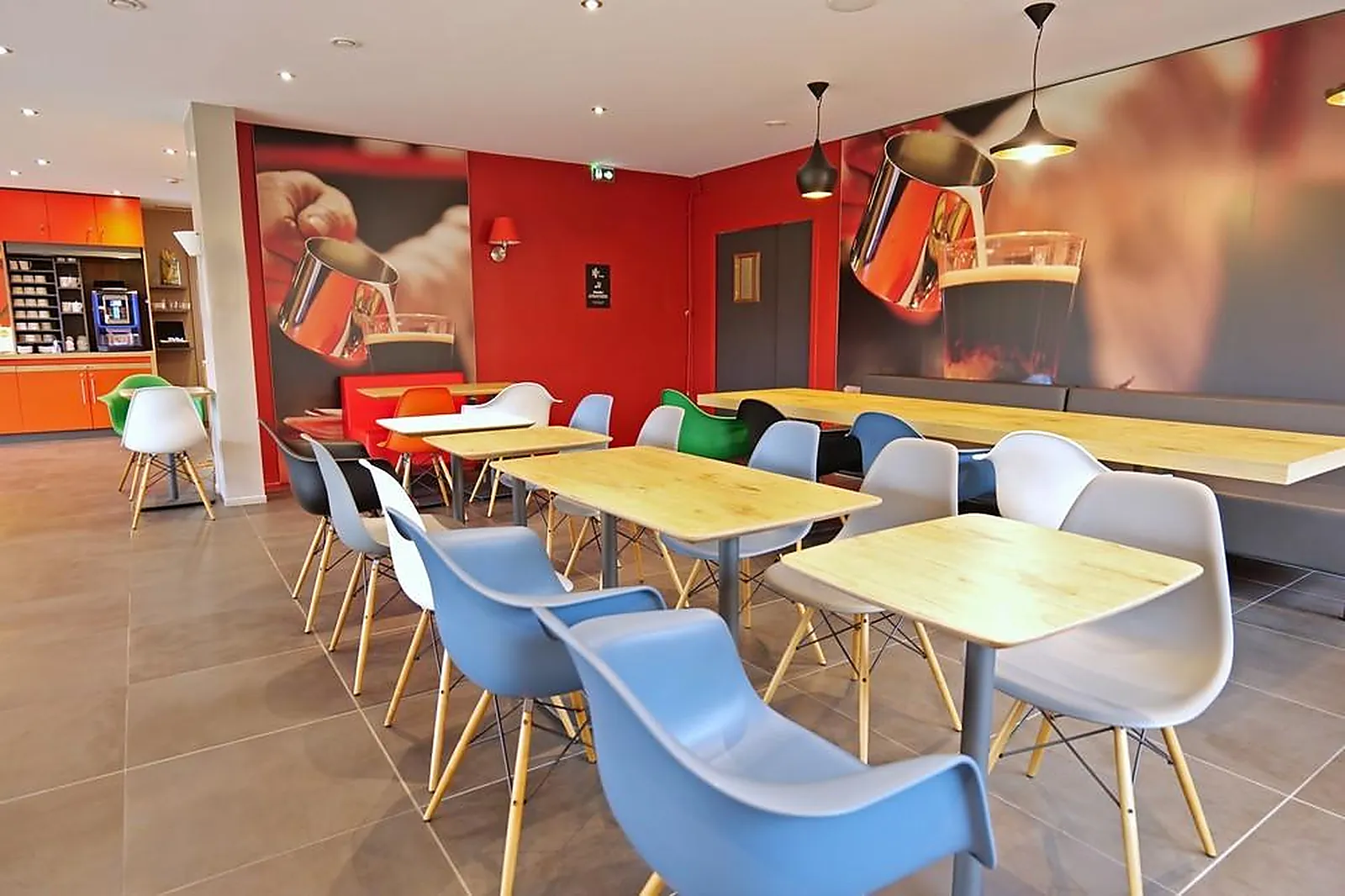 Lieux événementiels, IBIS MOULINS SUD