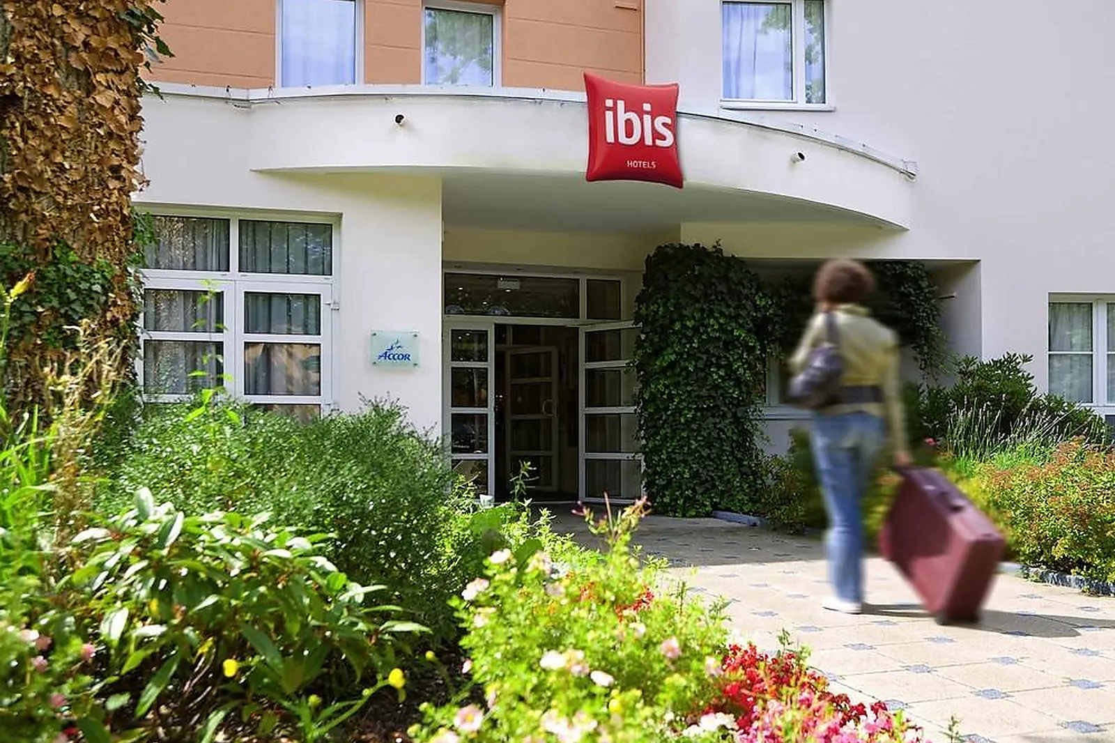 Lieux événementiels, IBIS NANCY BRABOIS