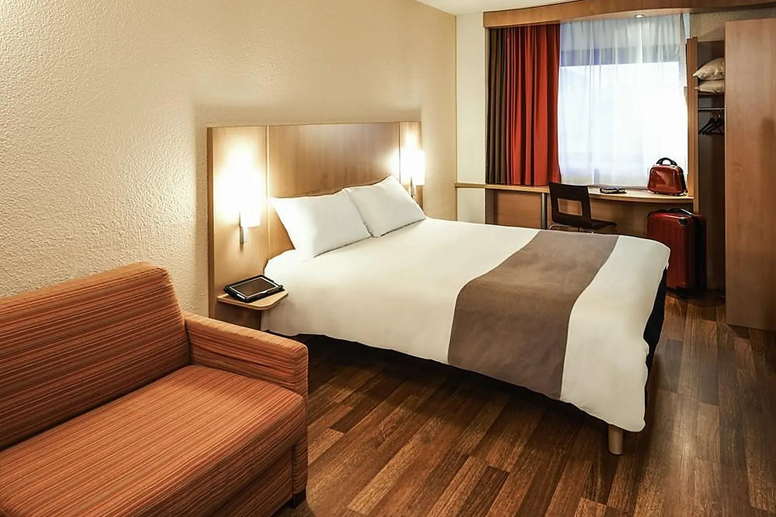 Lieux événementiels, IBIS NANCY CENTRE GARE ET CONGRÈS