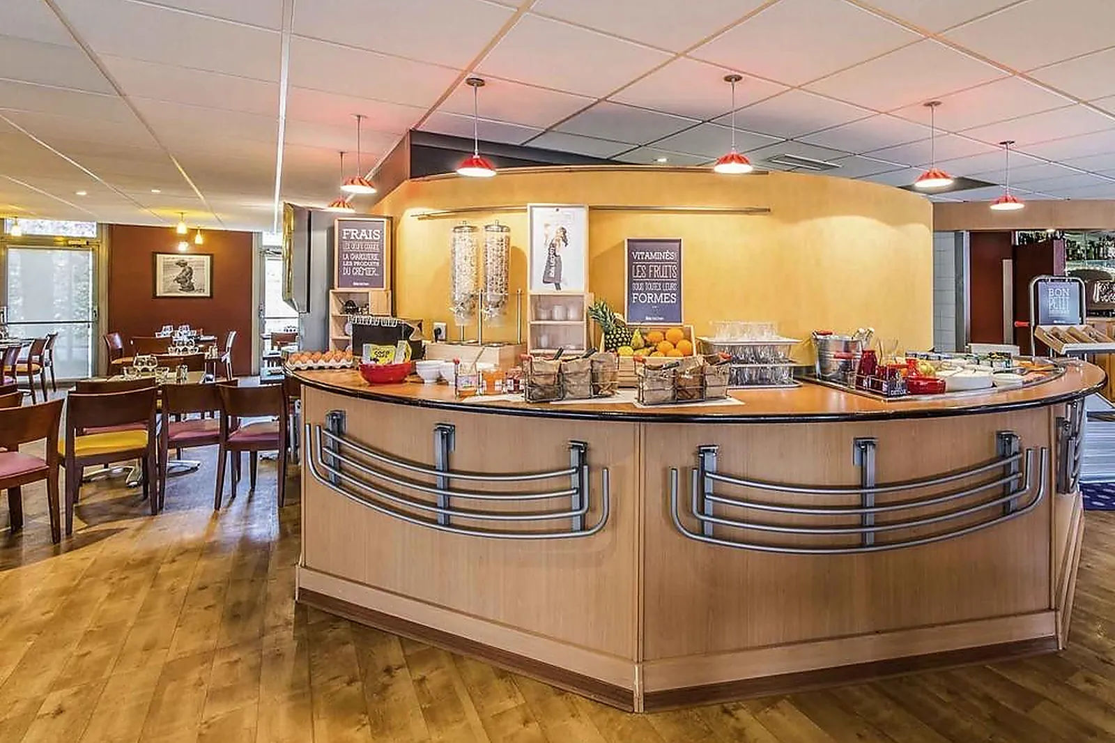 Lieux événementiels, IBIS NANTERRE LA DÉFENSE