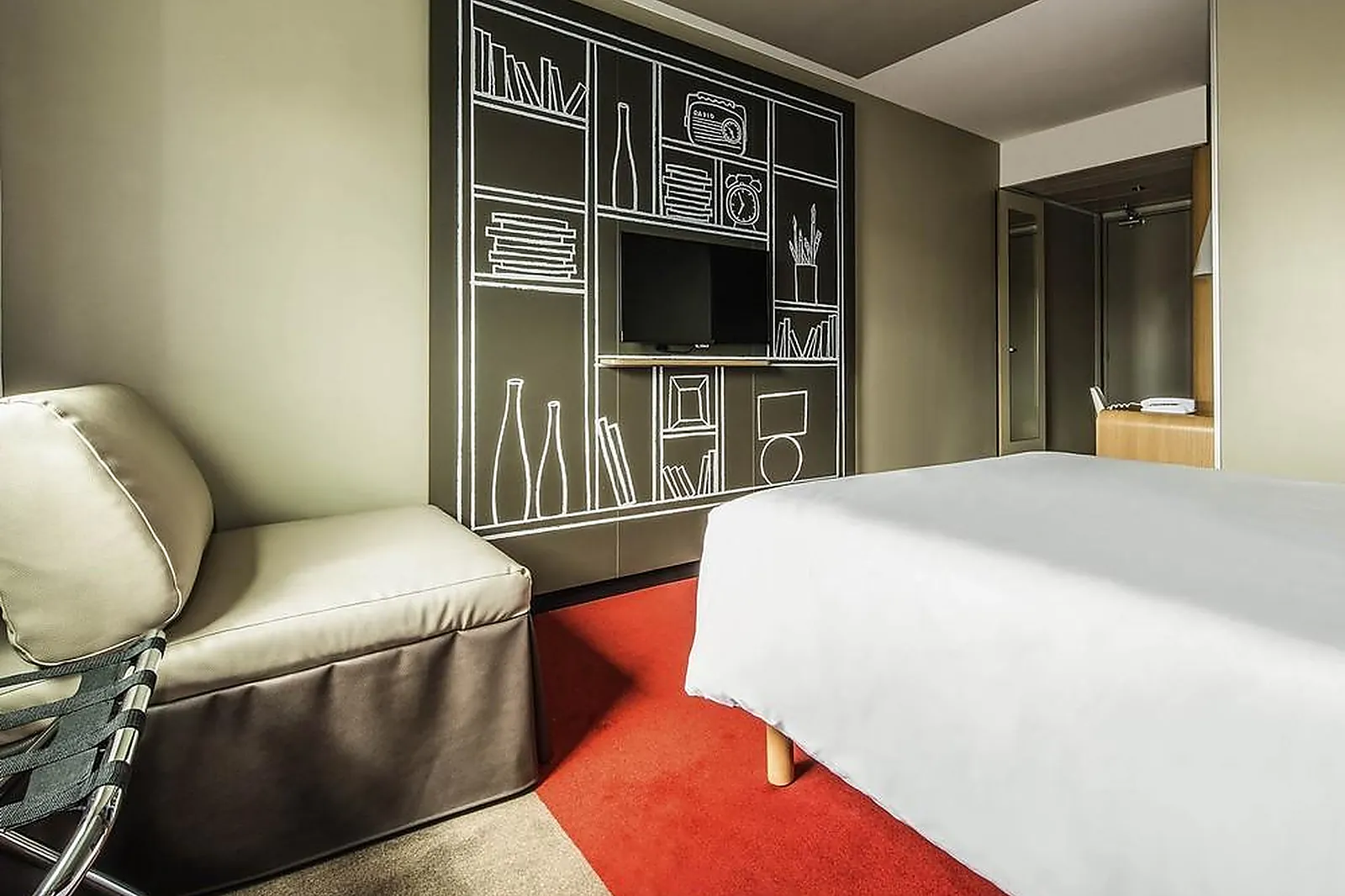 Lieux événementiels, IBIS NANTERRE LA DÉFENSE