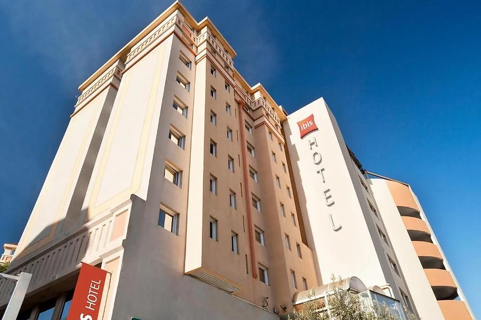 Lieux événementiels, IBIS NICE CENTRE GARE