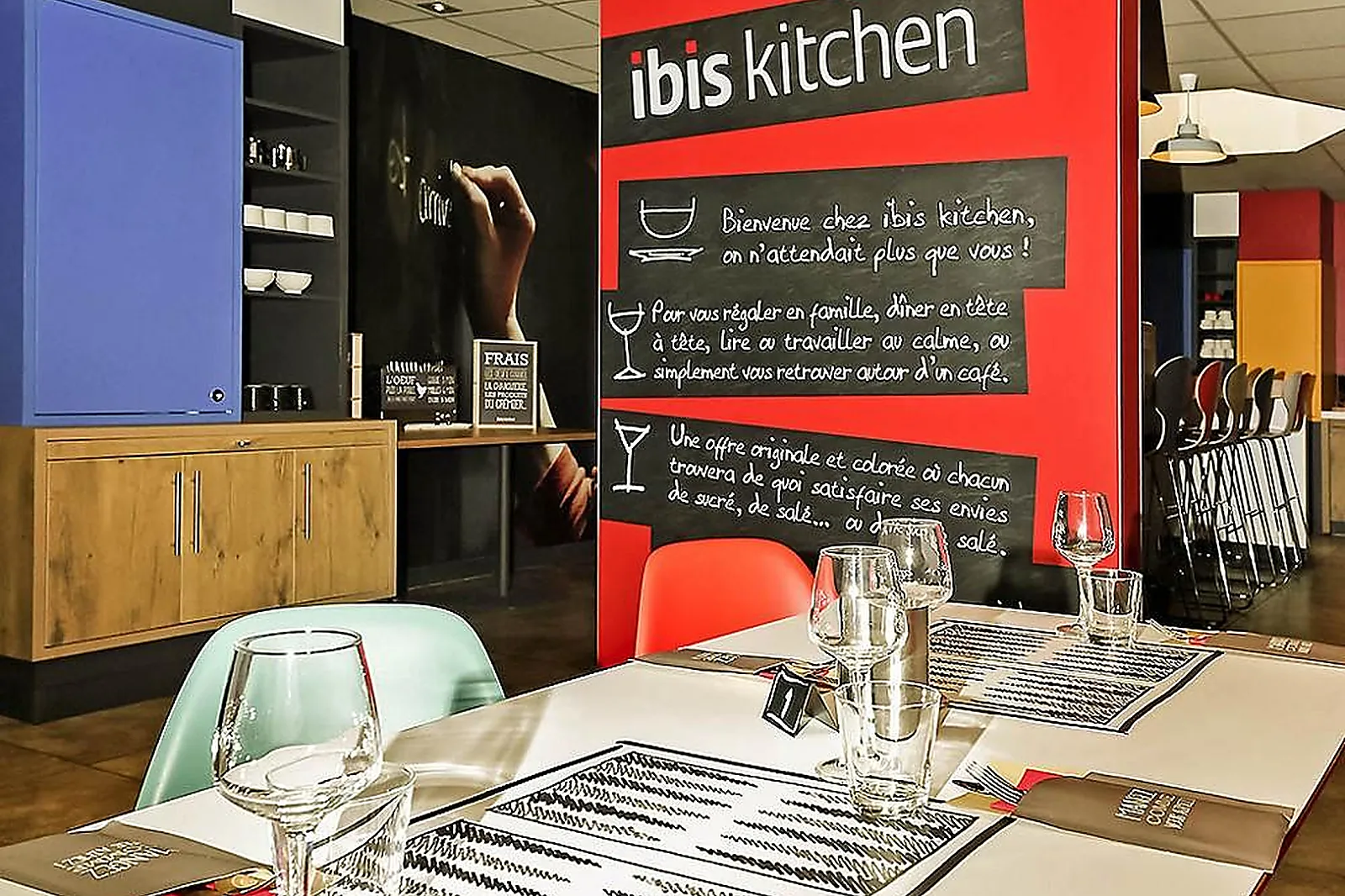 Lieux événementiels, IBIS NIMES OUEST