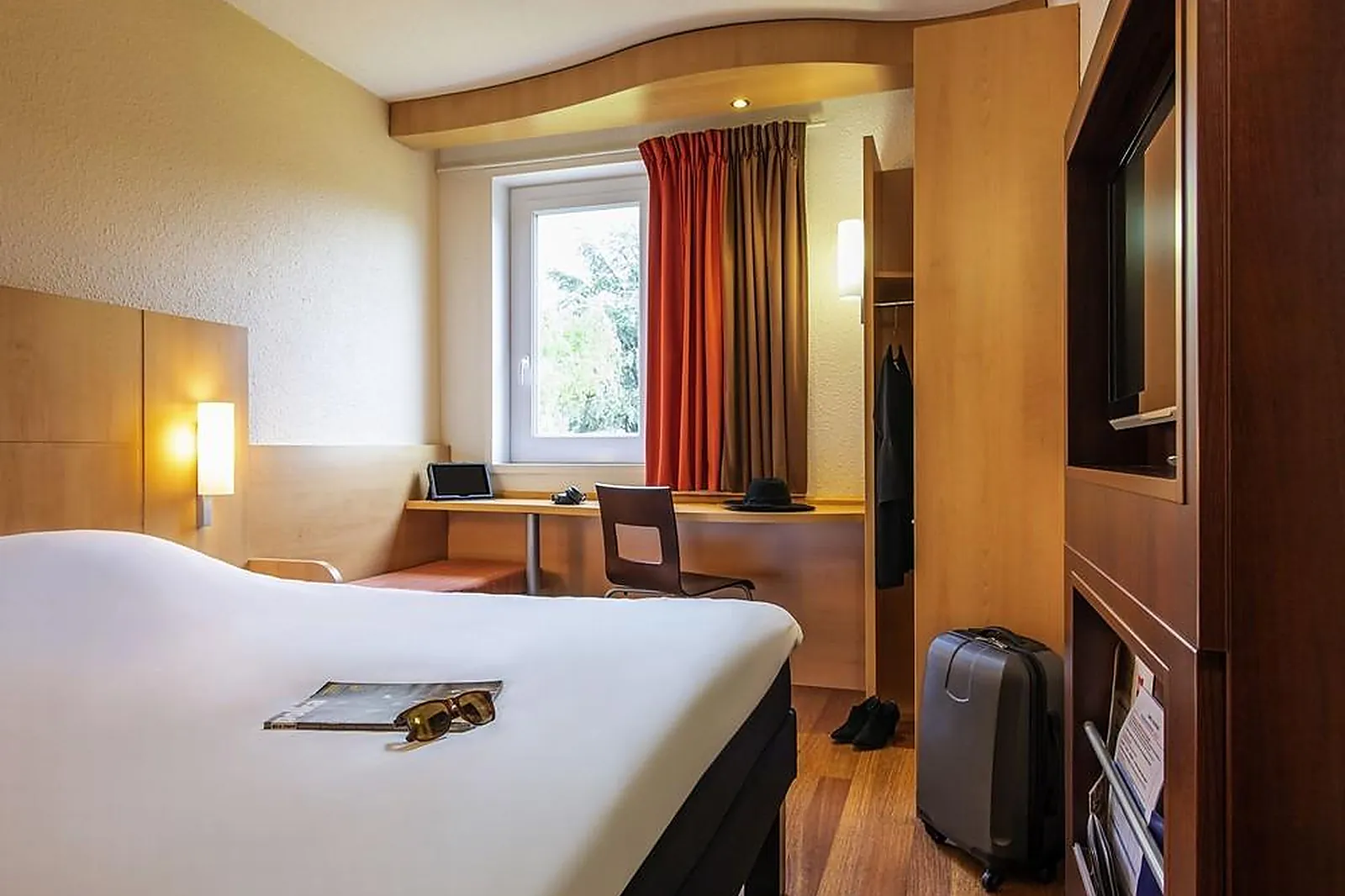 Lieux événementiels, IBIS NUITS-SAINT-GEORGES