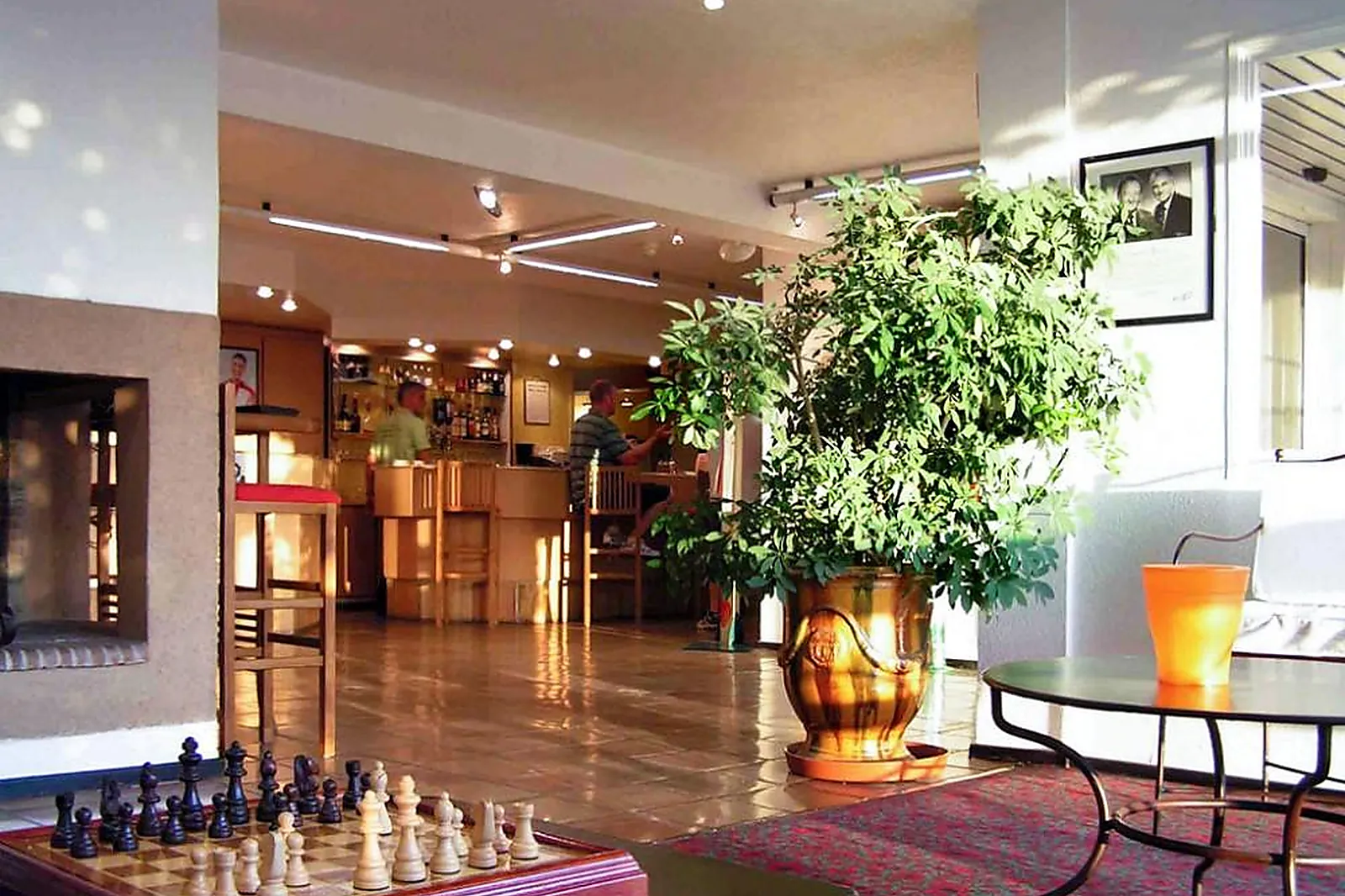 Lieux événementiels, IBIS ORANGE CENTRE ECHANGEUR A7 A9