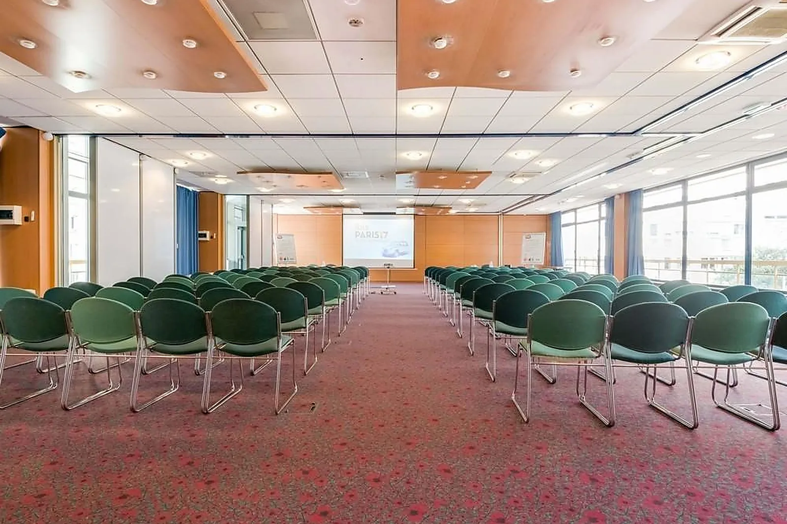 Lieux événementiels, IBIS PARIS 17 CLICHY-BATIGNOLLES