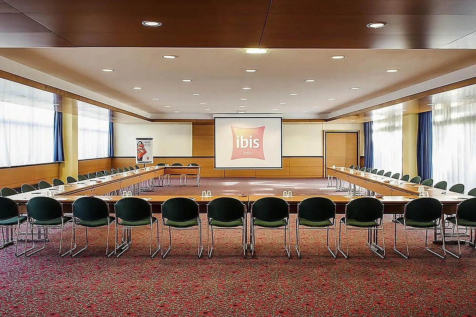 Lieux événementiels, IBIS PARIS 17 CLICHY-BATIGNOLLES