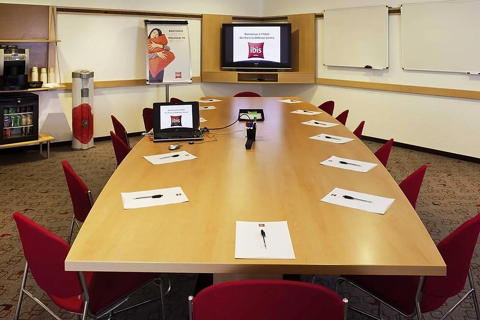 Lieux événementiels, IBIS PARIS LA DÉFENSE CENTRE