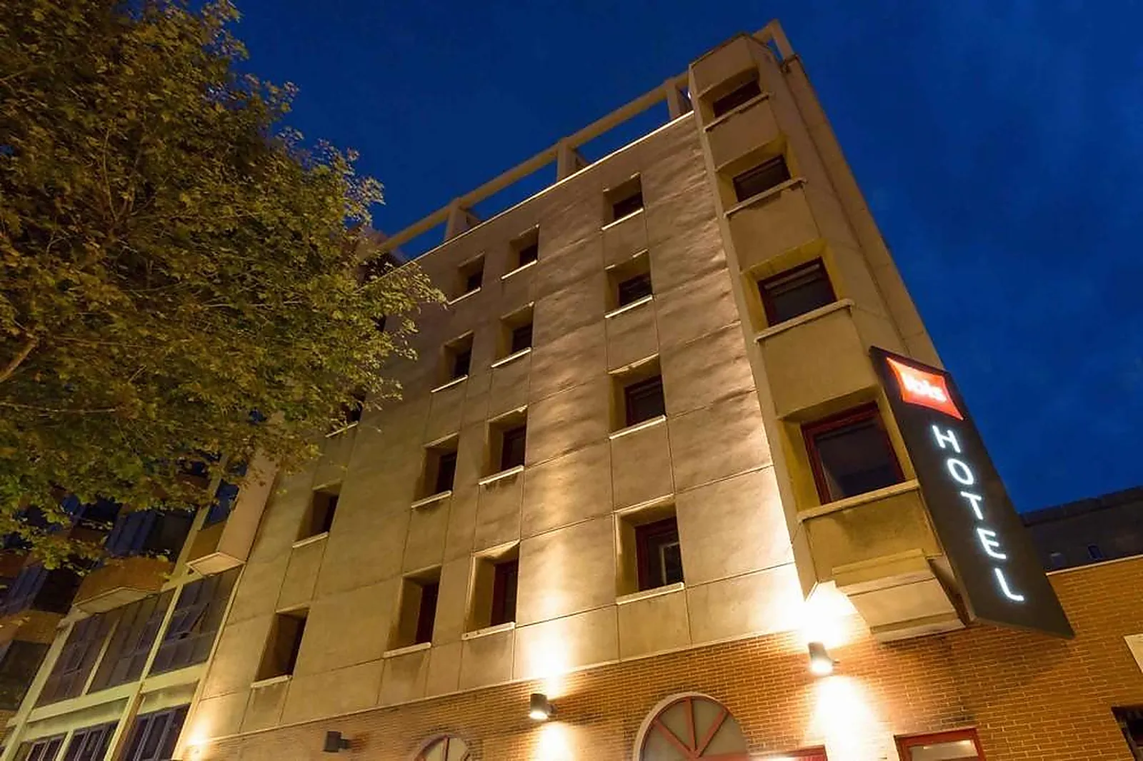 Lieux événementiels, IBIS PERPIGNAN CENTRE