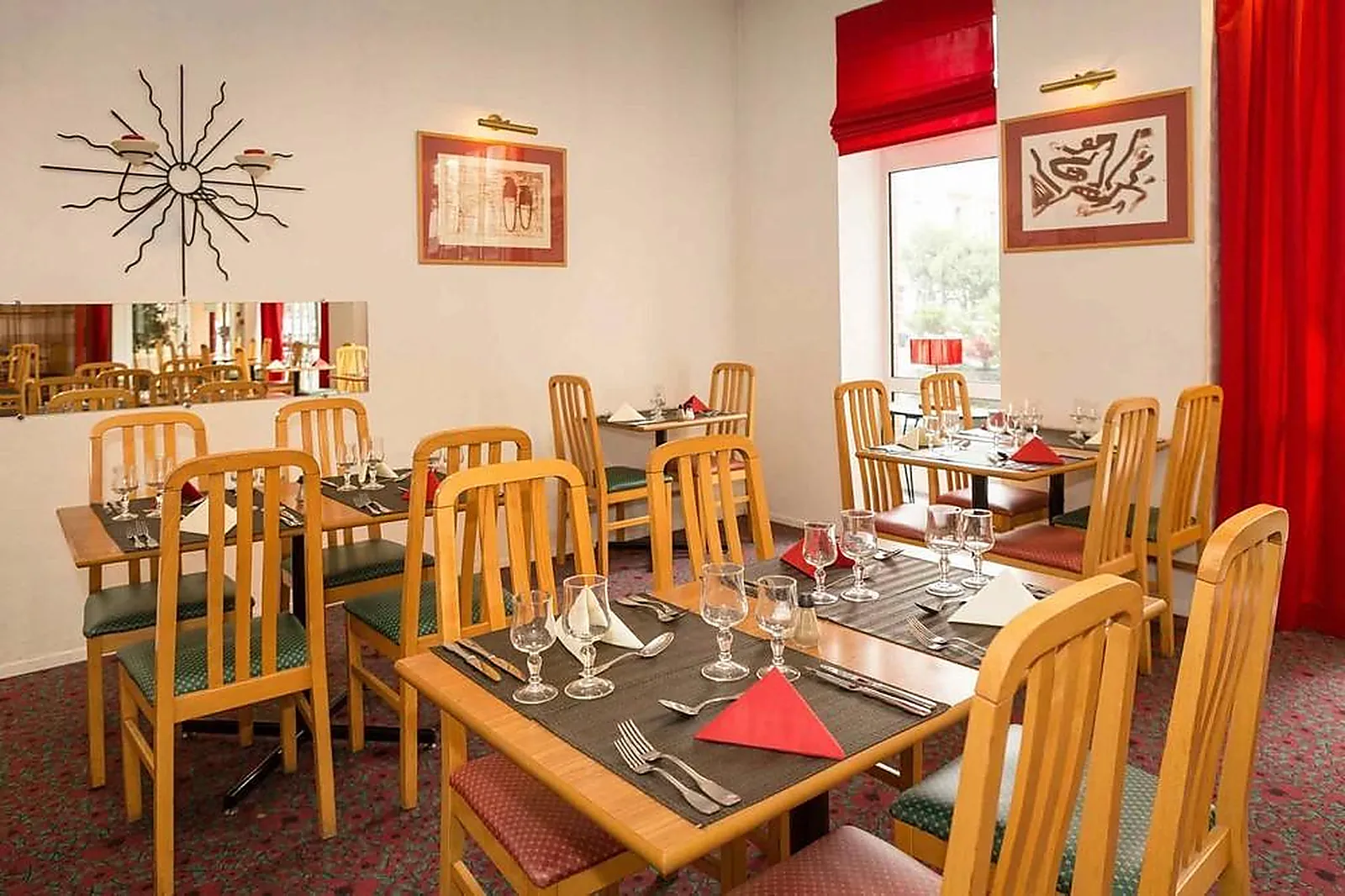 Lieux événementiels, IBIS PERPIGNAN CENTRE