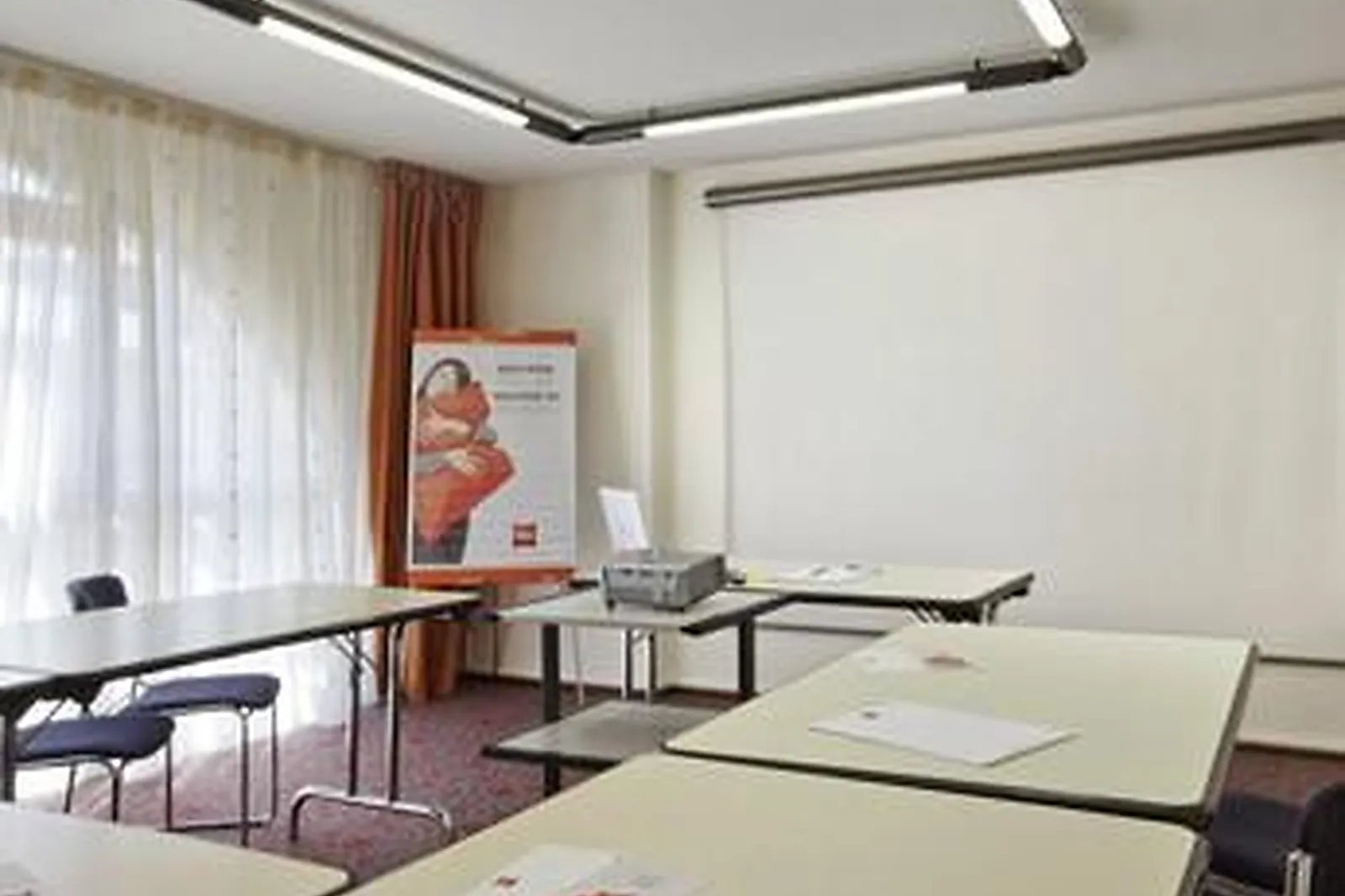 Lieux événementiels, IBIS POITIERS CENTRE