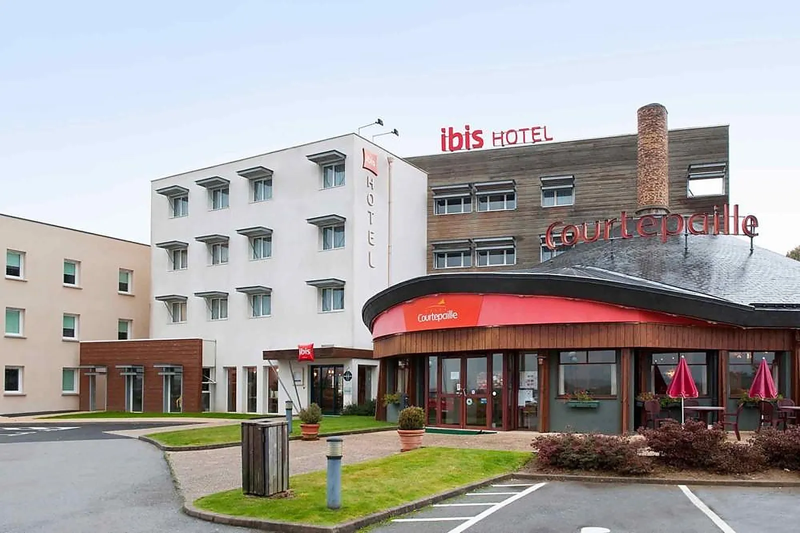 Lieux événementiels, IBIS PONTIVY