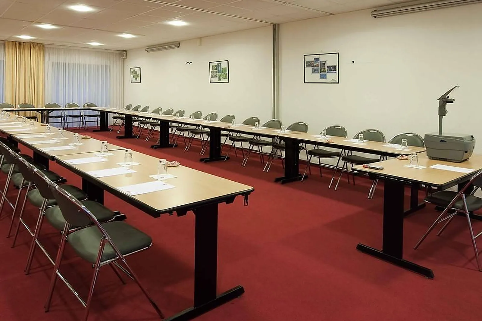 Lieux événementiels, IBIS PONTIVY