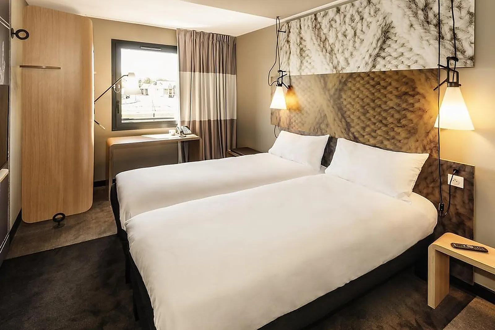 Lieux événementiels, IBIS PONTORSON BAIE DU MONT-SAINT-MICHEL