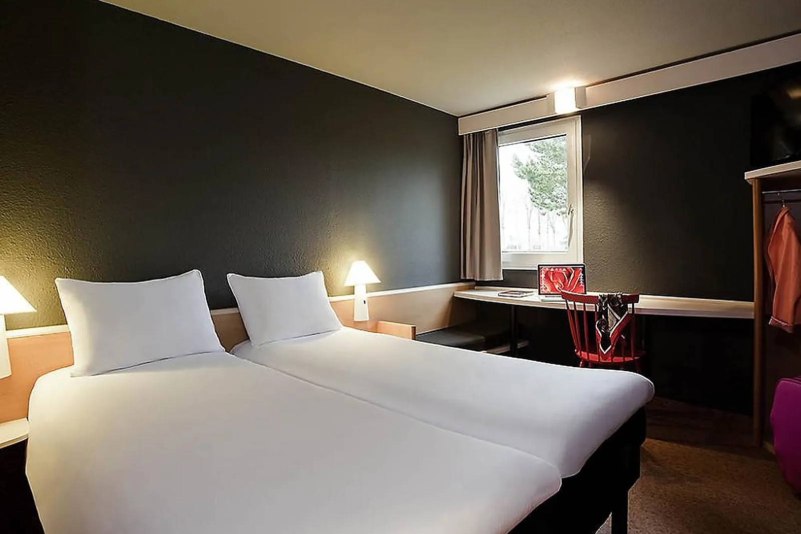 Lieux événementiels, IBIS PROVINS