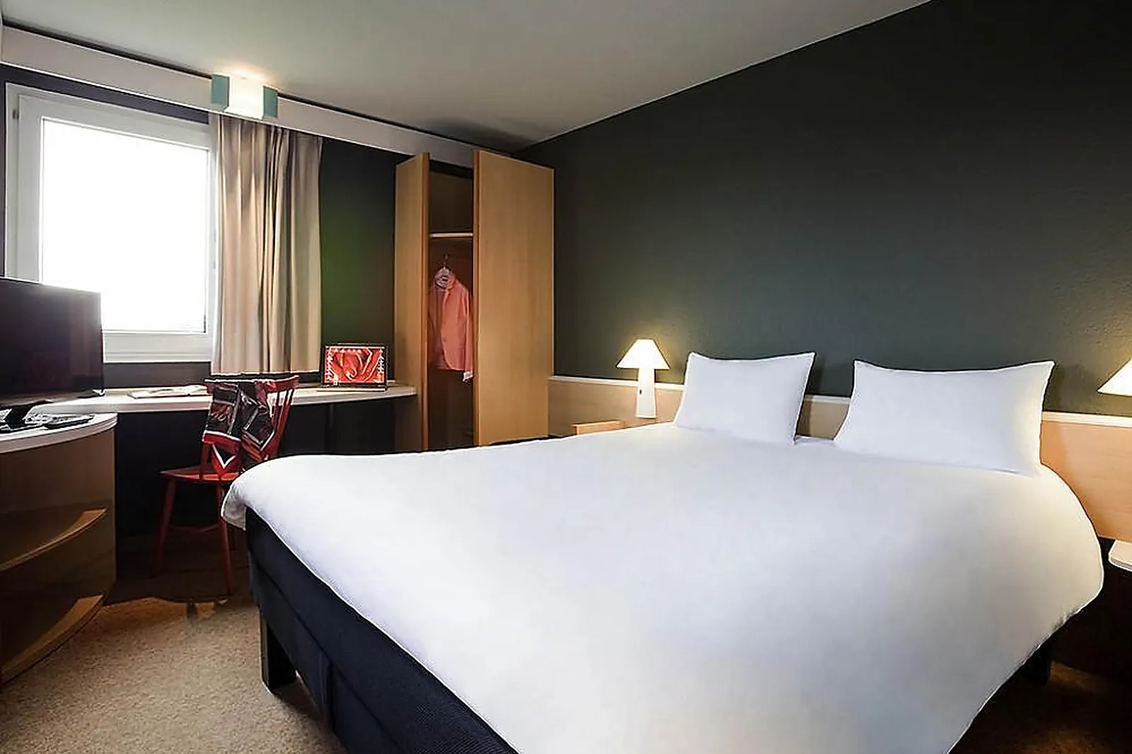 Lieux événementiels, IBIS PROVINS