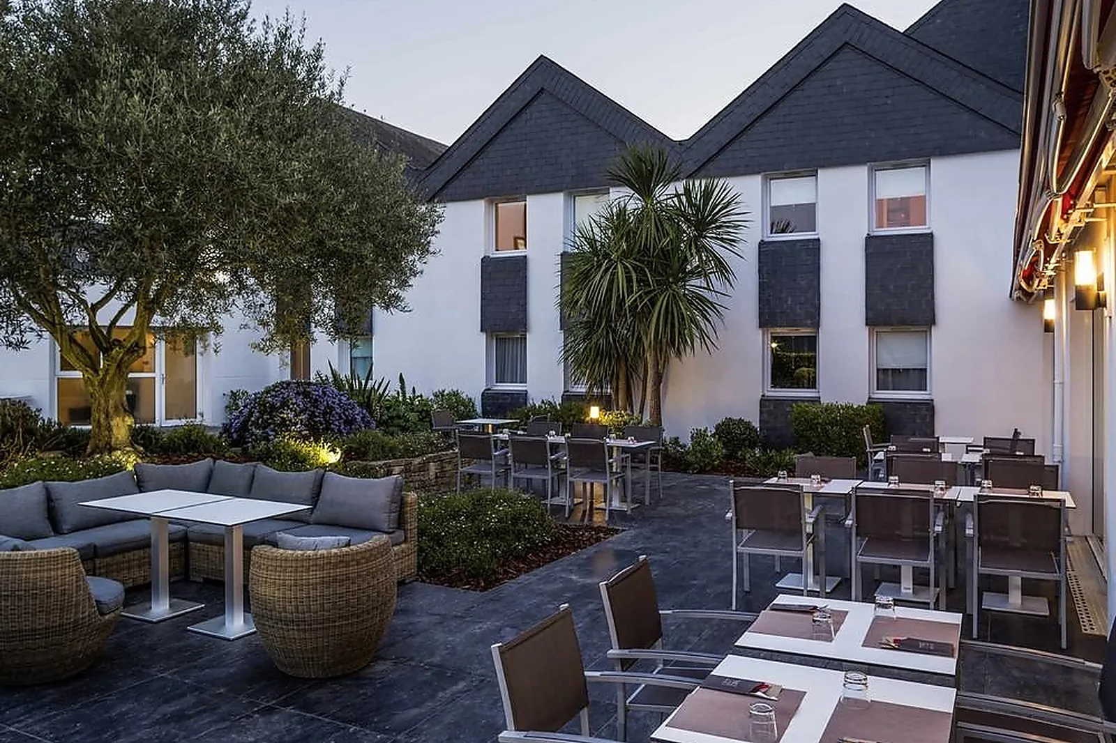 Lieux événementiels, IBIS QUIBERON THALASSA