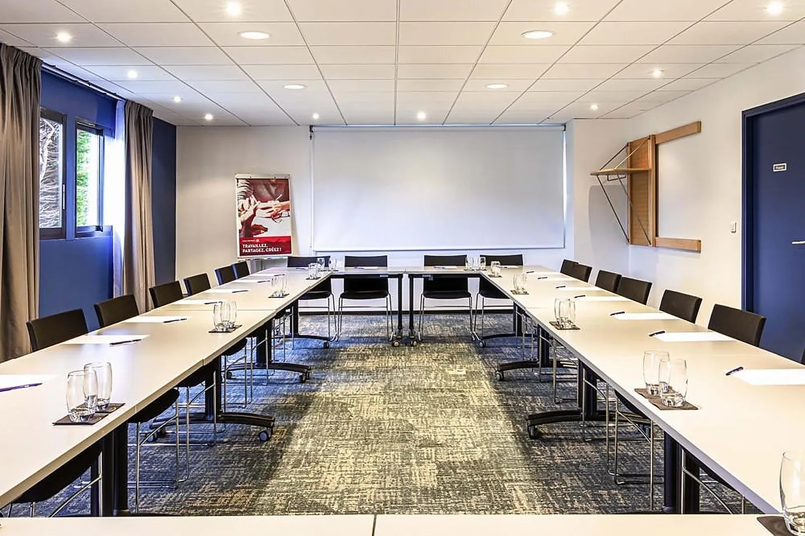 Lieux événementiels, IBIS QUIMPERLE