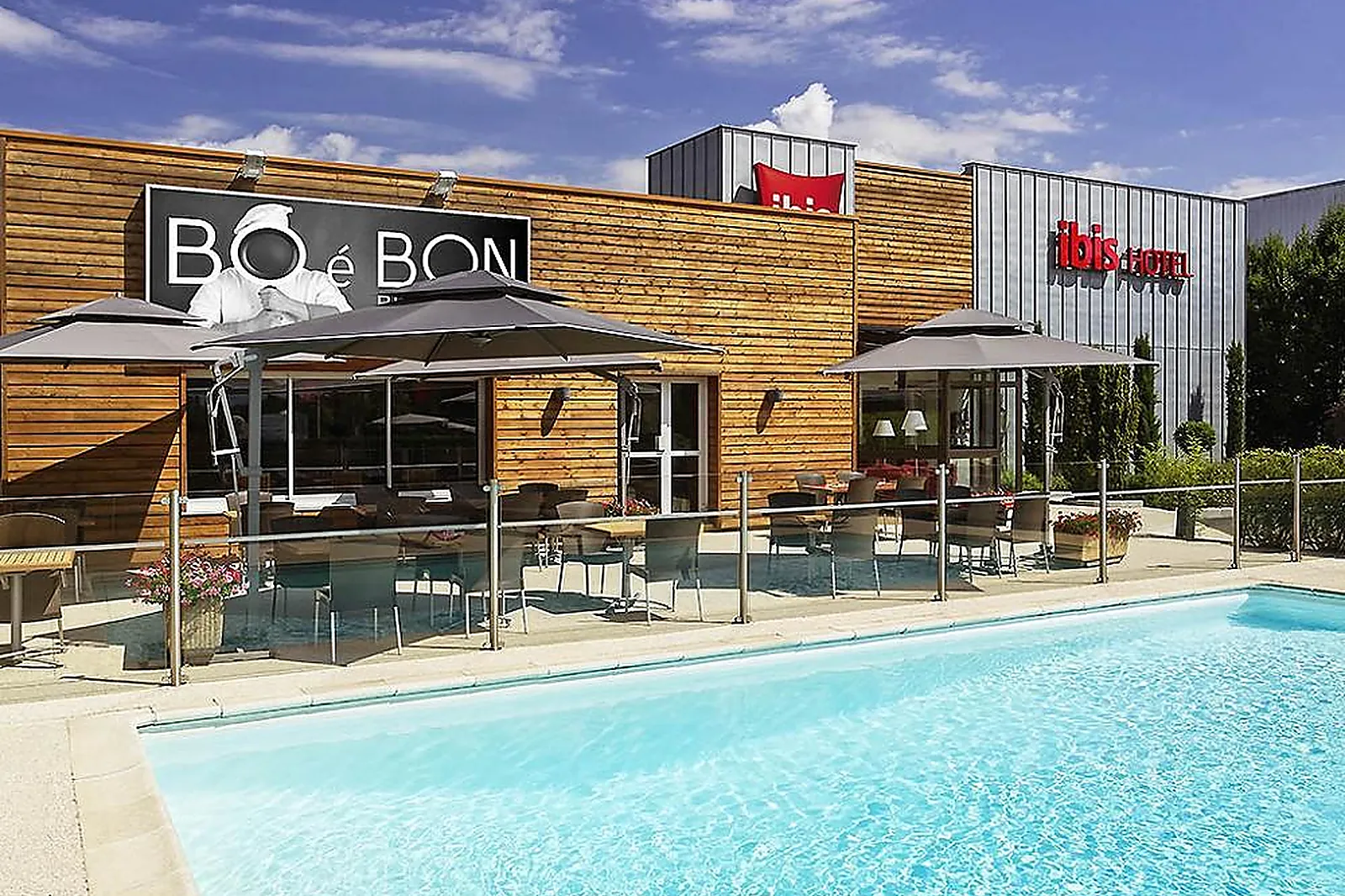 Lieux événementiels, IBIS ROANNE