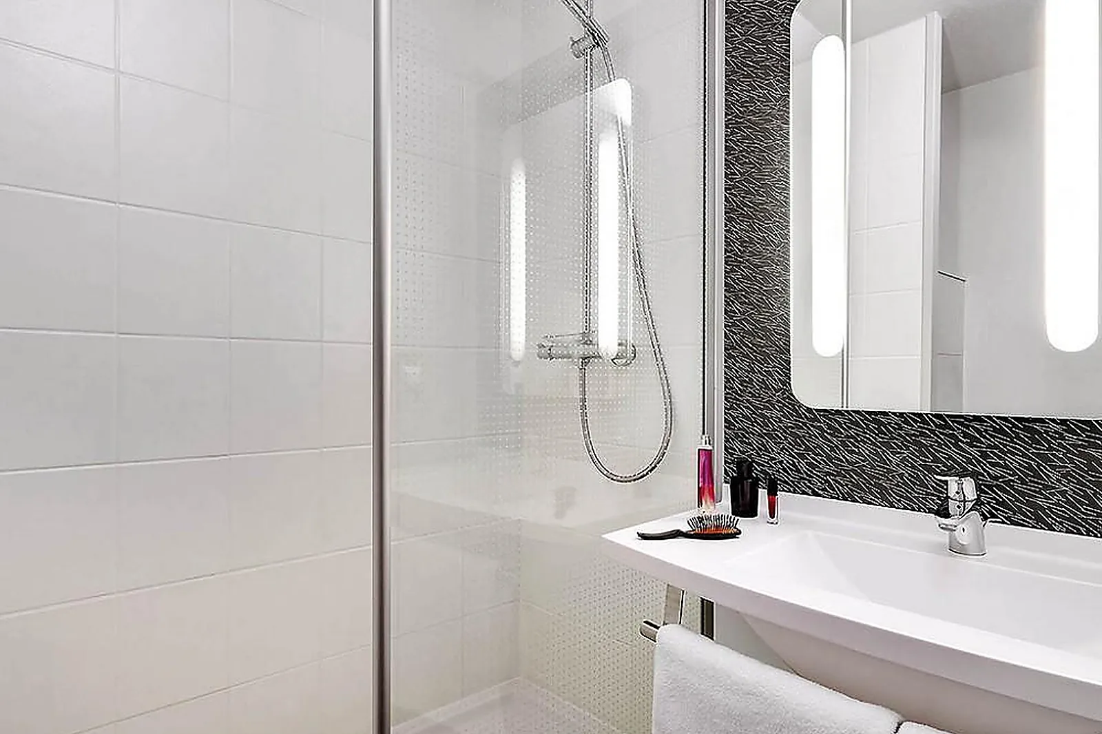 Lieux événementiels, IBIS ROANNE