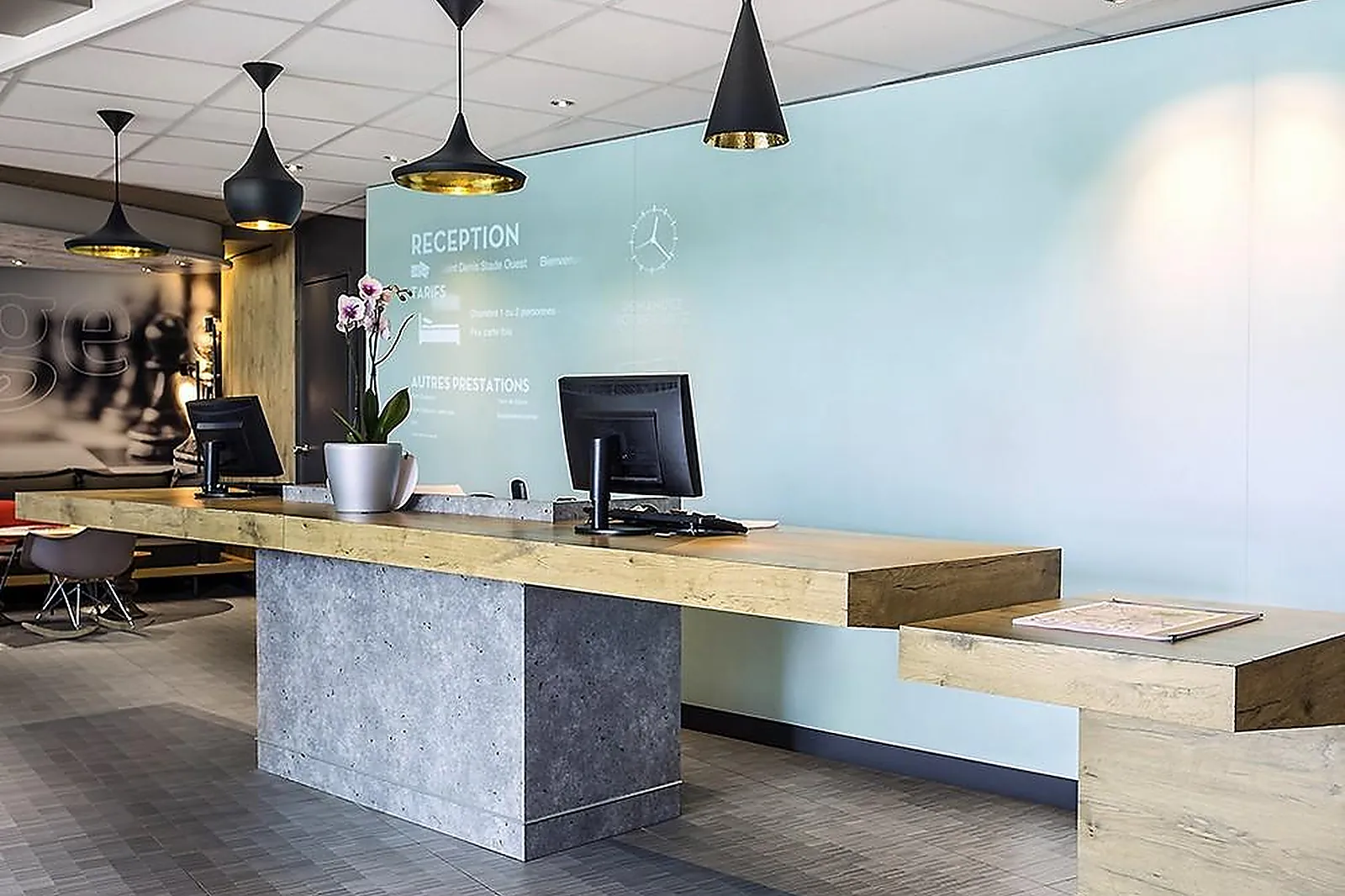 Lieux événementiels, IBIS SAINT DENIS STADE OUEST