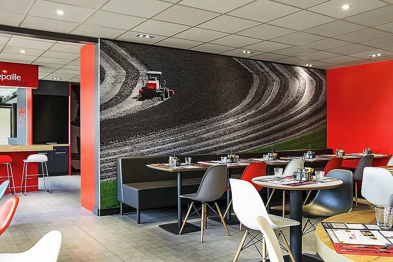 Lieux événementiels, IBIS SAINT DENIS STADE OUEST