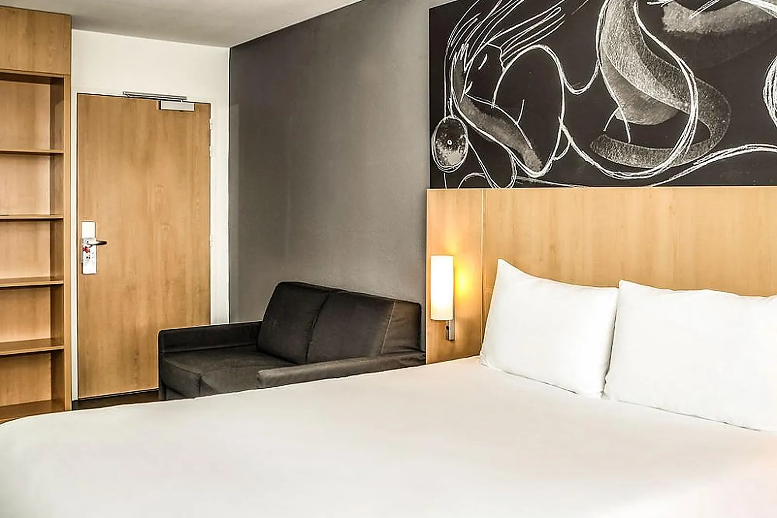 Lieux événementiels, IBIS SAINT GENIS POUILLY GENÈVE