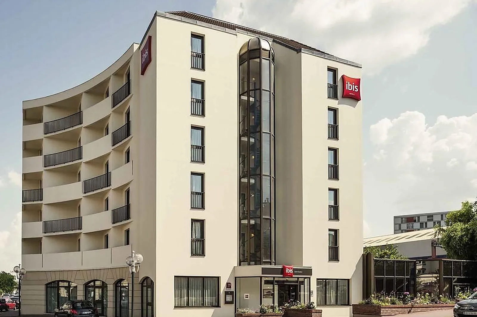 Lieux événementiels, IBIS SAINT-GRATIEN