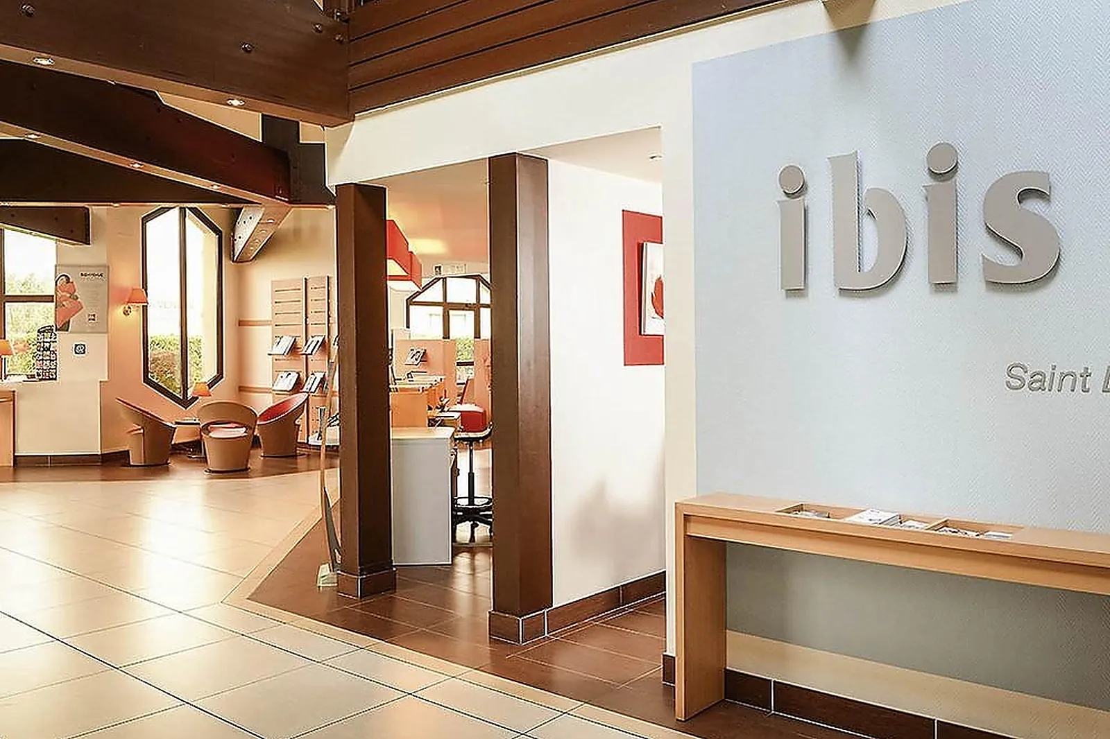 Lieux événementiels, IBIS SAINT-LÔ LA CHEVALERIE