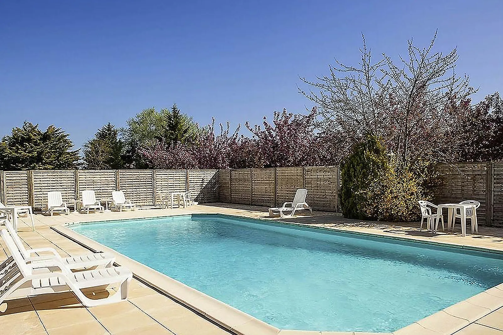 Lieux événementiels, IBIS SAINT NAZAIRE TRIGNAC