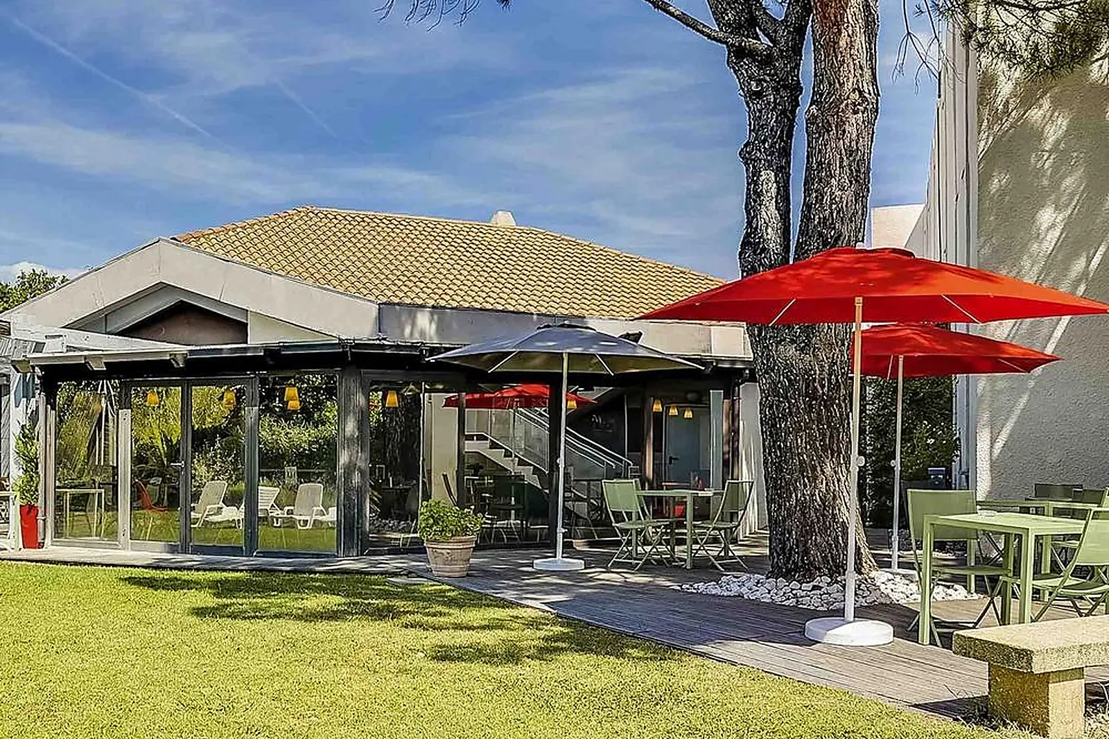 Lieux événementiels, IBIS SALON-DE-PROVENCE SUD