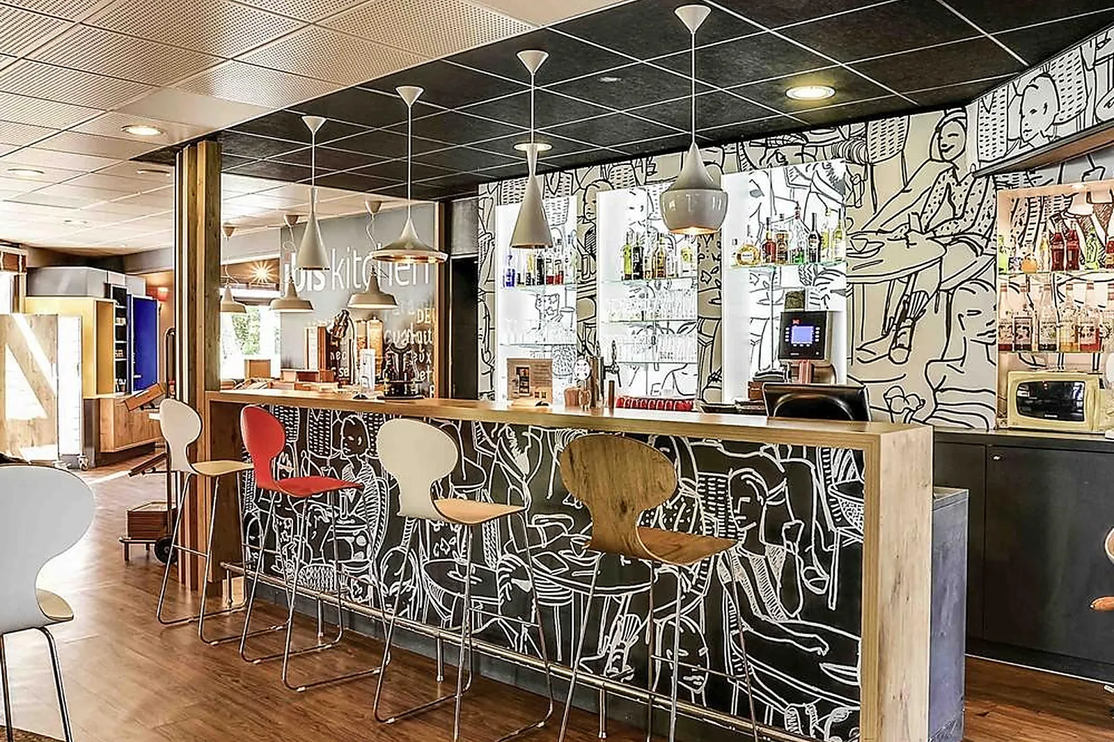 Lieux événementiels, IBIS SALON-DE-PROVENCE SUD