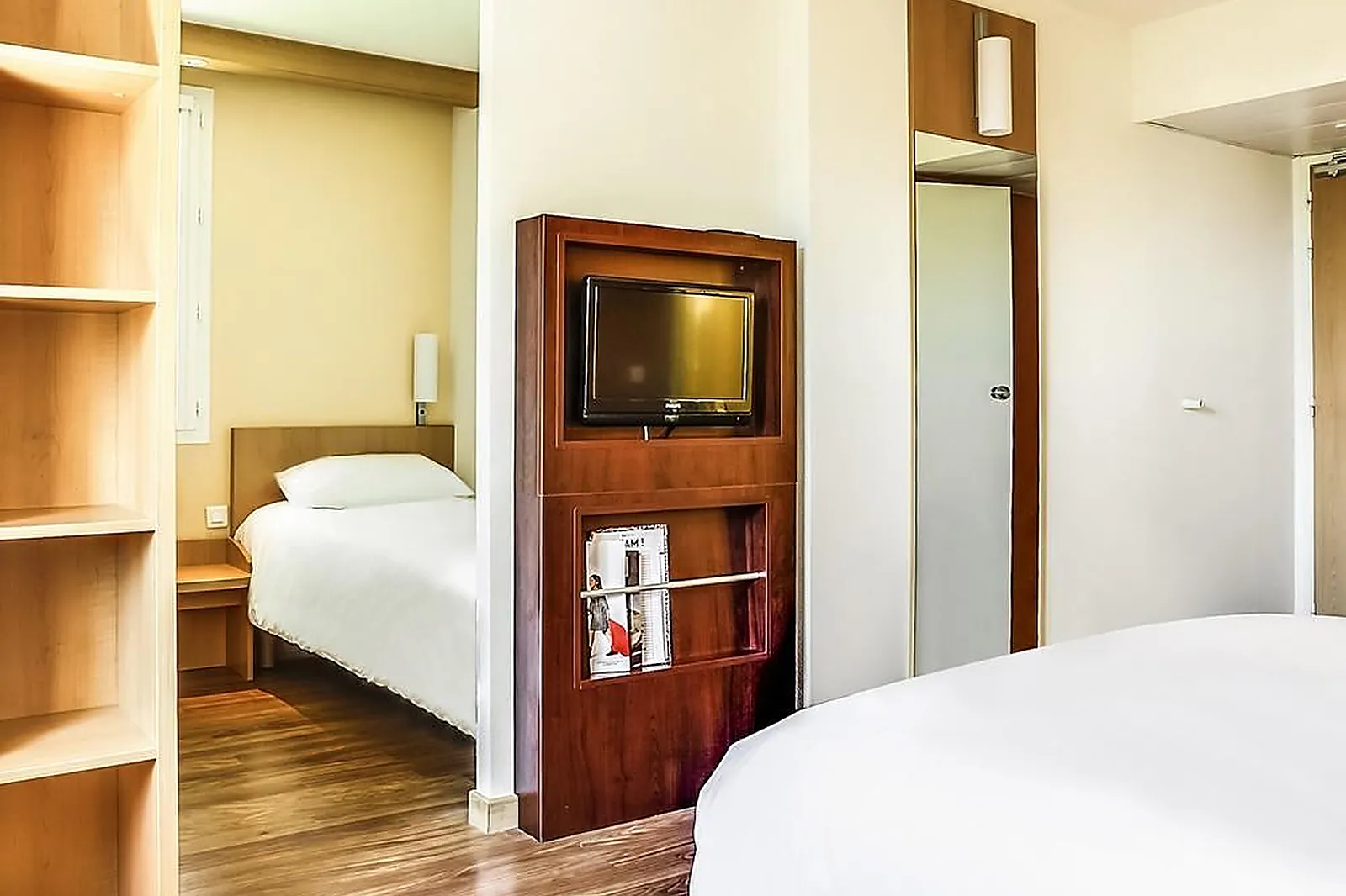 Lieux événementiels, IBIS SALON-DE-PROVENCE SUD