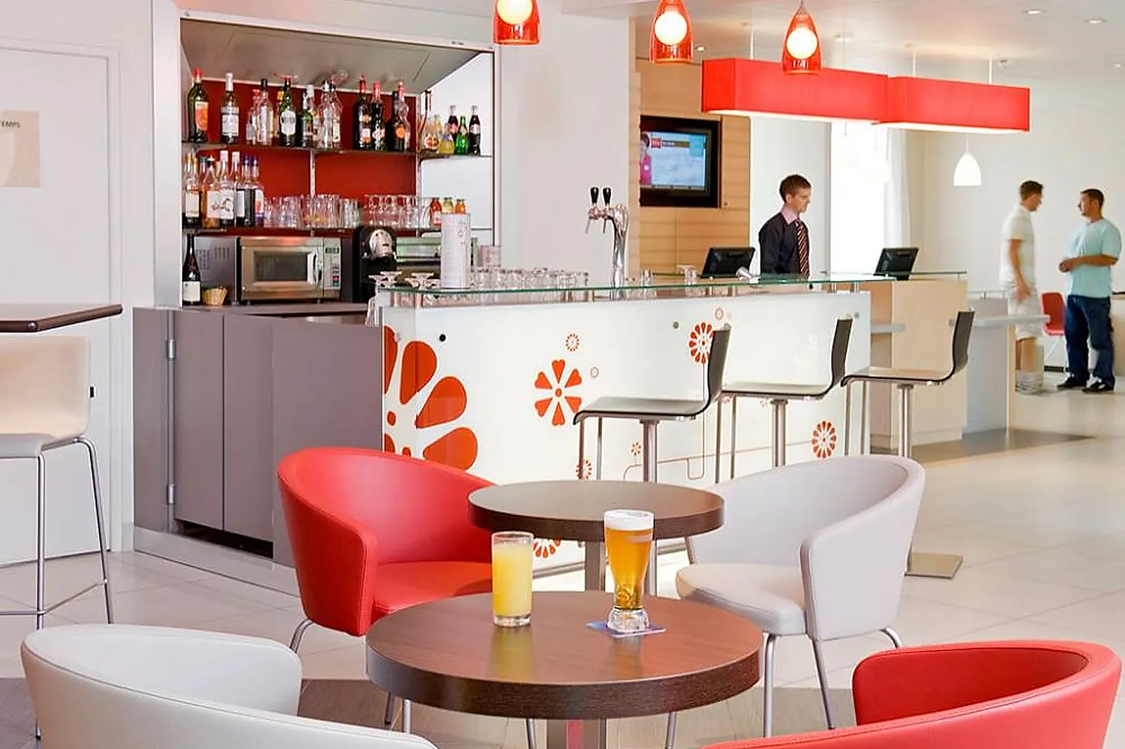 Lieux événementiels, IBIS SENLIS