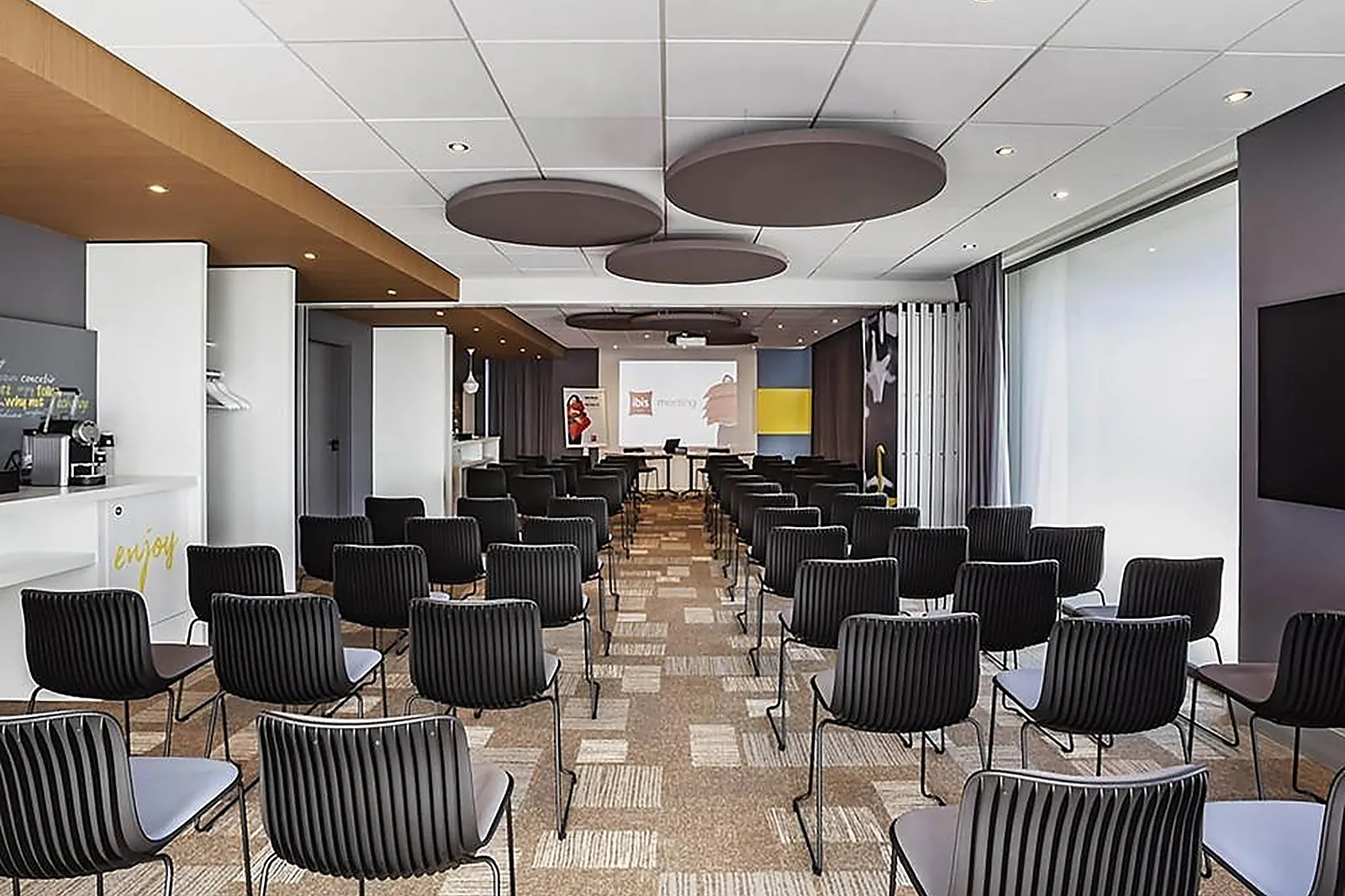 Lieux événementiels, IBIS SENS