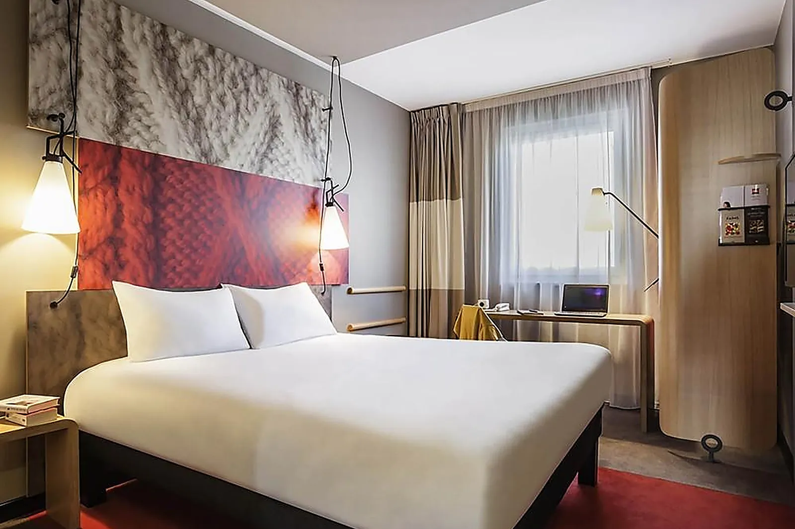 Lieux événementiels, IBIS SENS