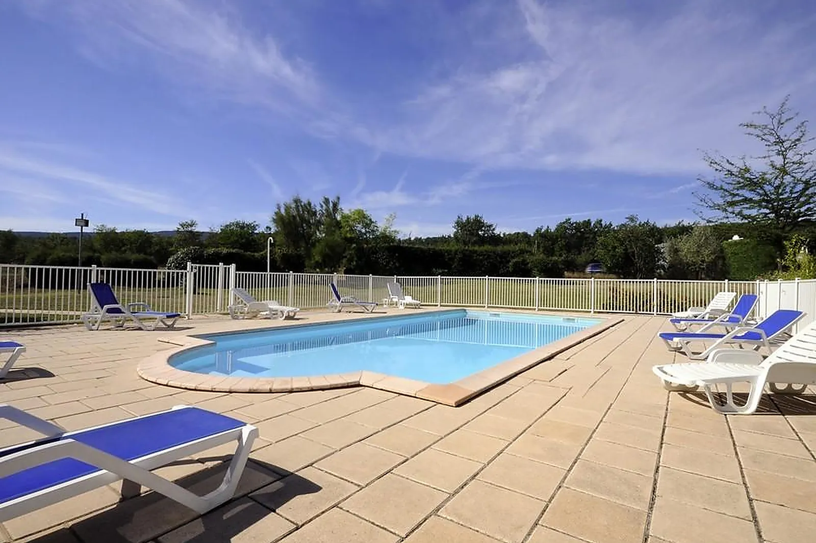 Lieux événementiels, IBIS SISTERON