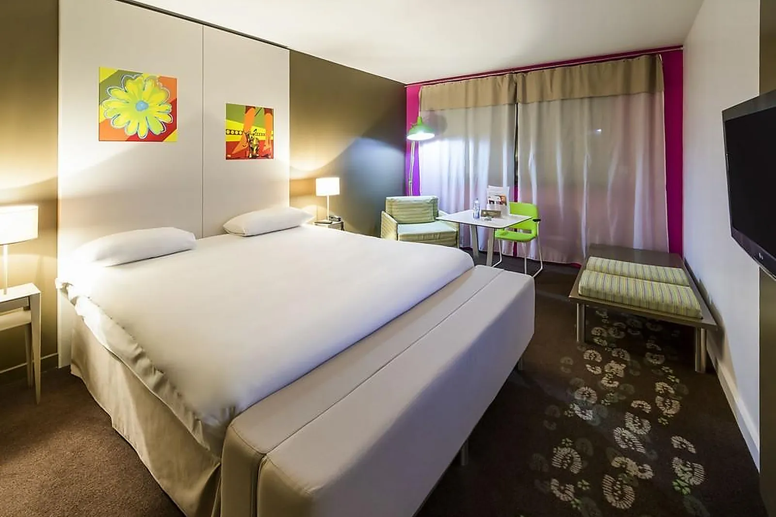 Lieux événementiels, IBIS STYLES ANNEMASSE GENÈVE