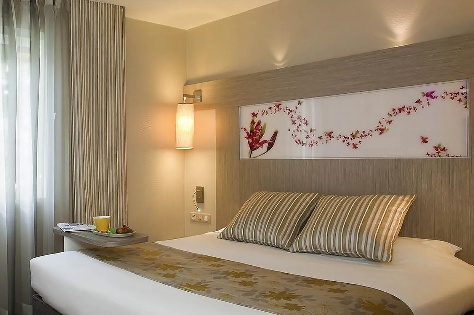 Lieux événementiels, IBIS STYLES ANTIBES