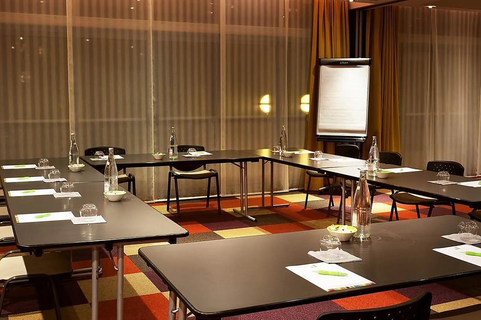 Lieux événementiels, IBIS STYLES ANTIBES