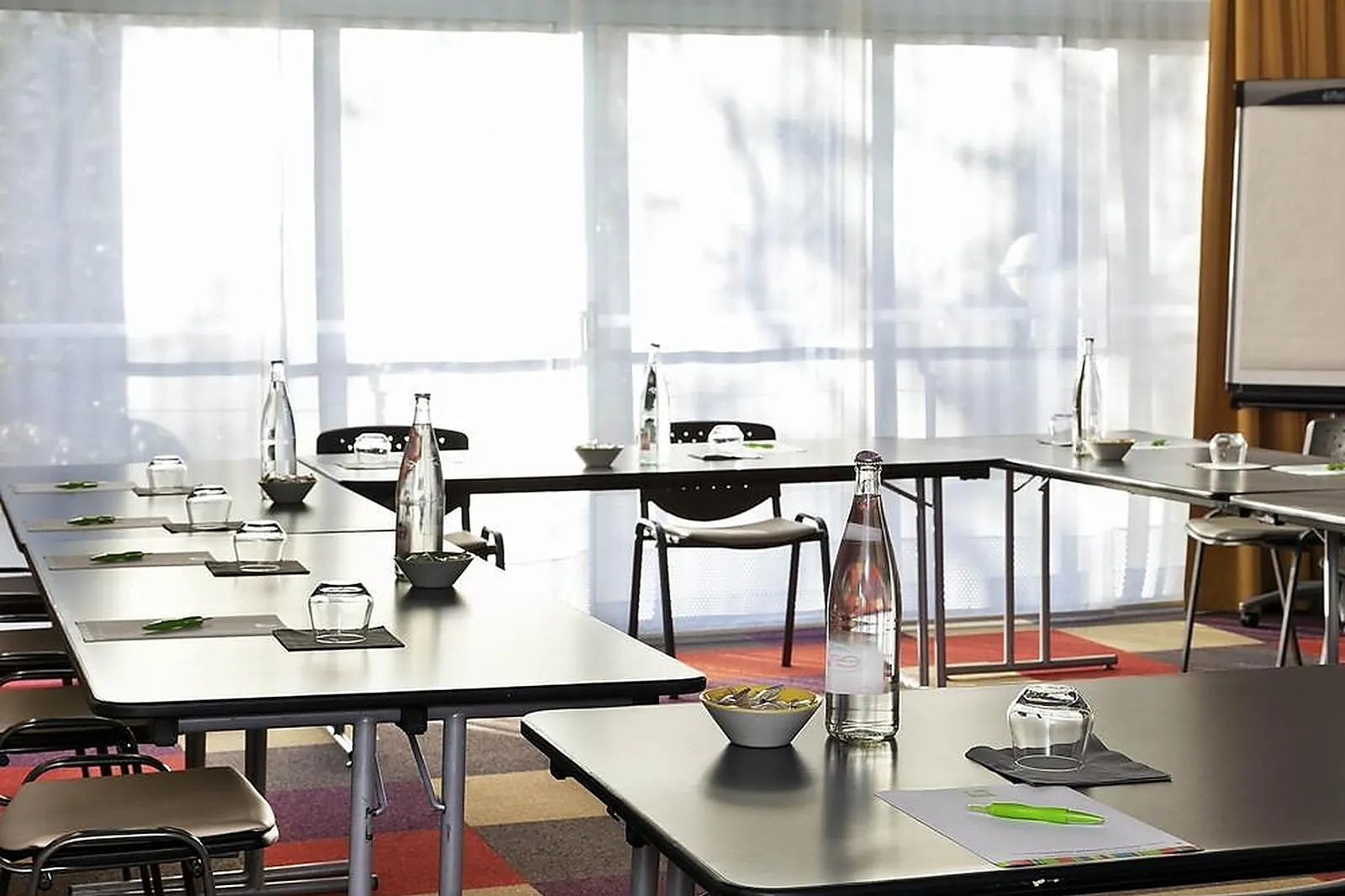 Lieux événementiels, IBIS STYLES ANTIBES